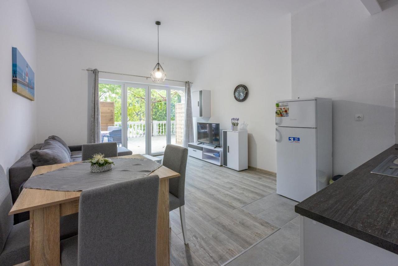Apartments Ankica Crikvenica Εξωτερικό φωτογραφία